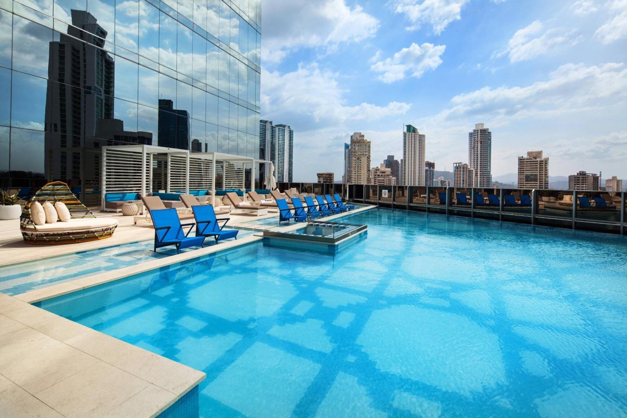 Hotel W 5*
