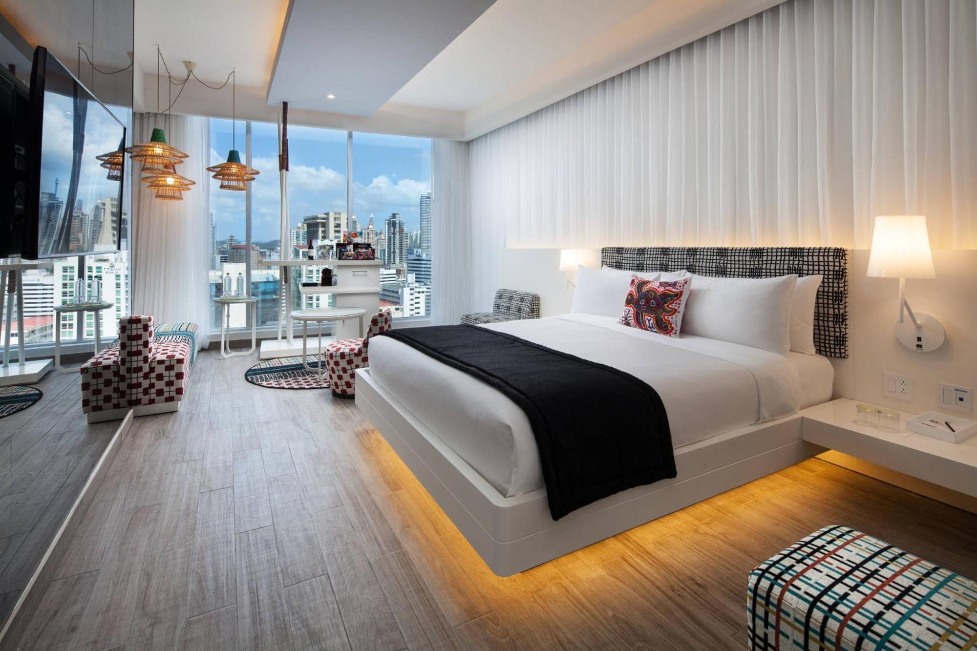 Hotel W 5*